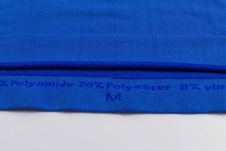 3186920704_1869741600