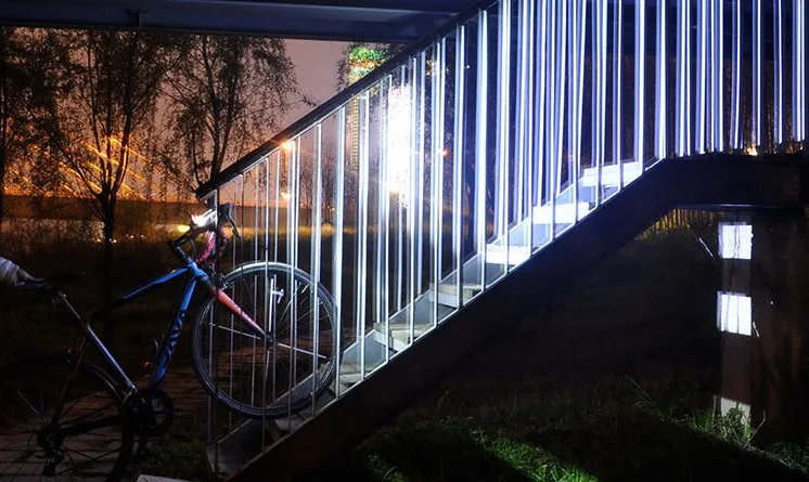 Zoomable XM-L T6 +2 x COB RED LED Front Bicycle Bike light