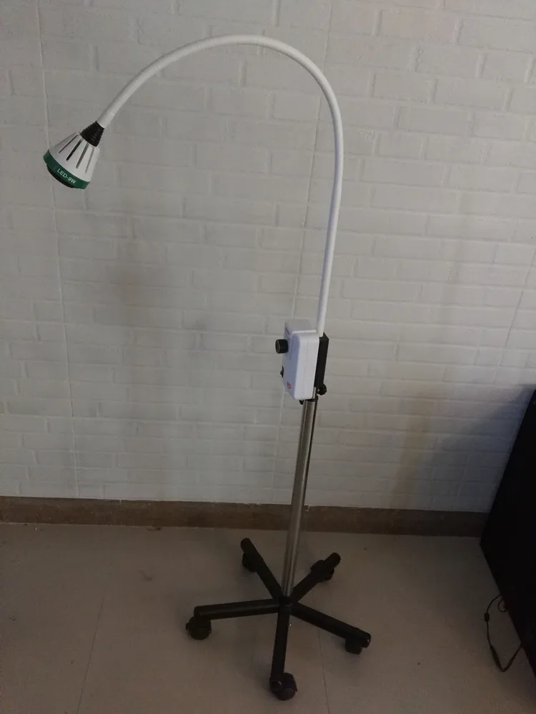 Hot sales mobile medical equipment examination light for pets mobile surgical lamp