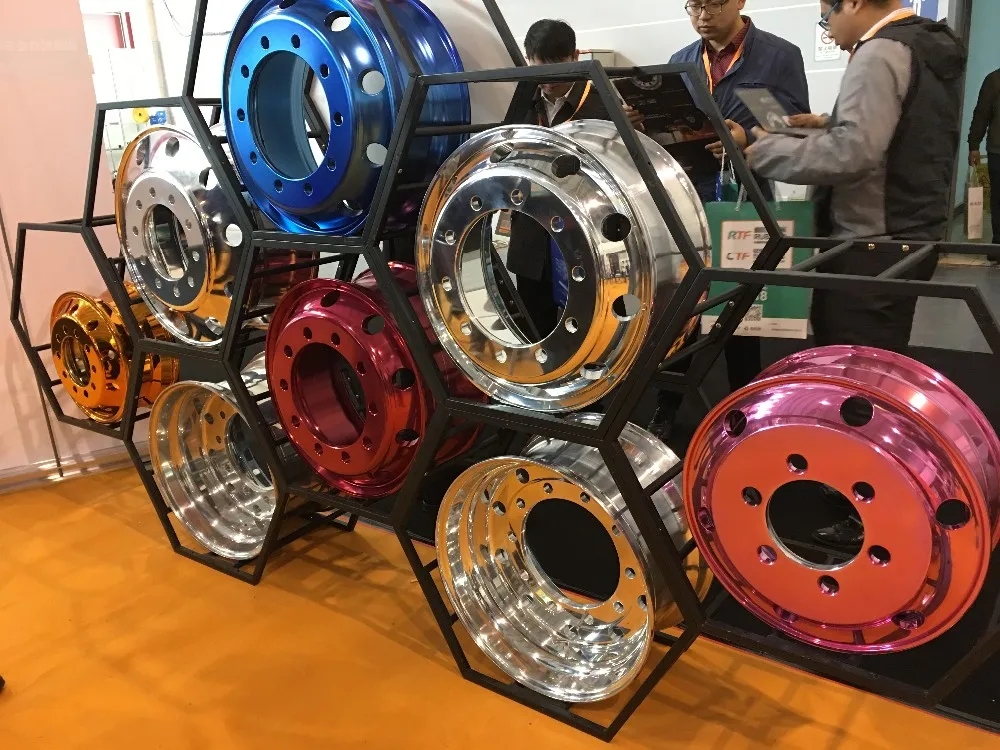 Top Sale 17.5 Inch Stainless Steel Wheel Cover For Heavy Truck And Bus