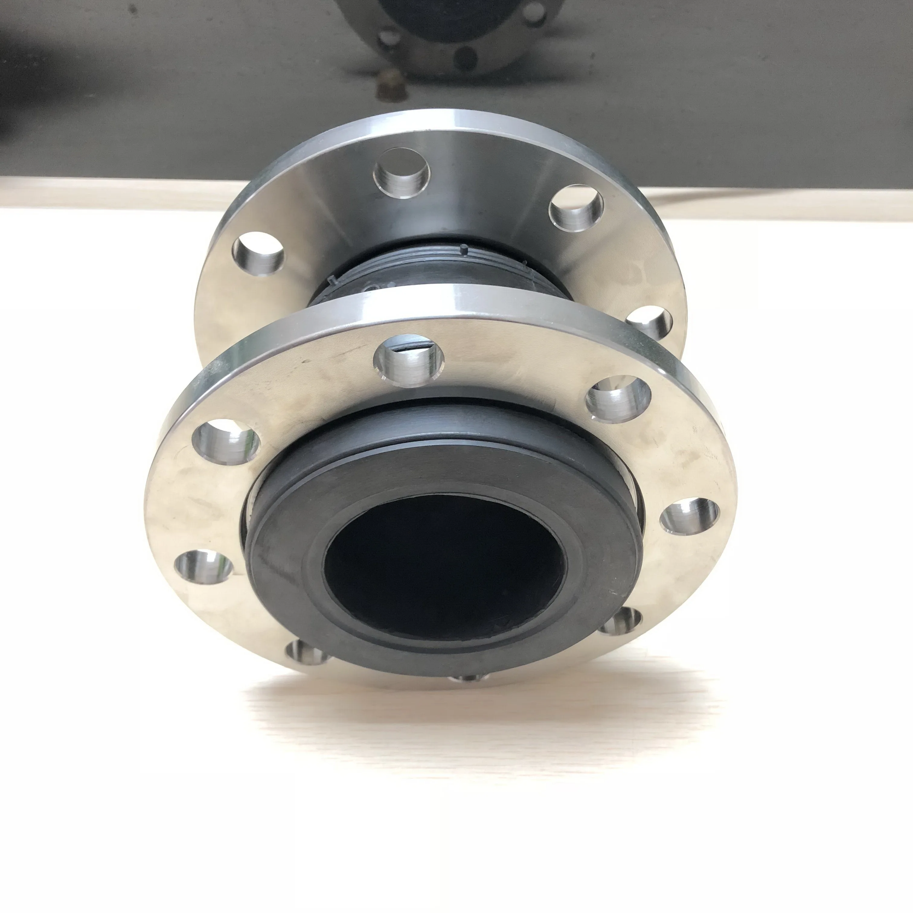 Dn65 Carbon Steel Swivel Flanged Hydraulic System Flexible Galvanized