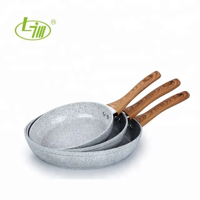 wooden pan set