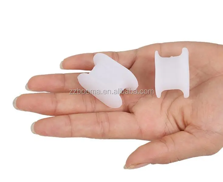 Gel silicone toe separator
