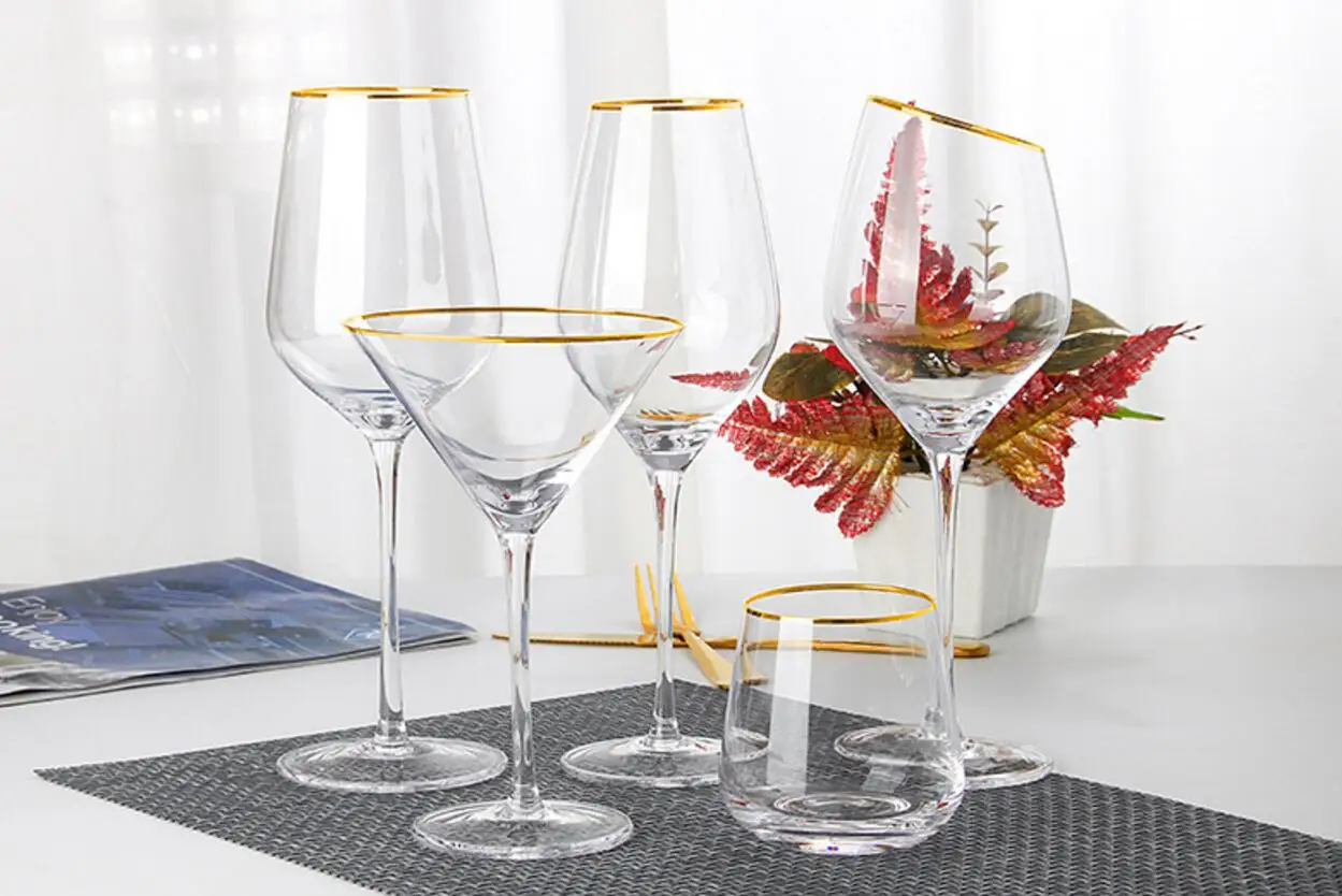 Wedding tableware lead free crystal custom goblet handmade gold rim red wine glass
