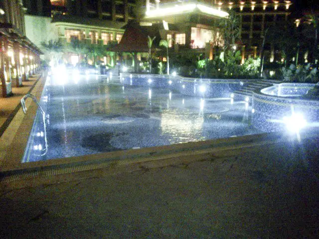 Metal Wall Swimming Pool Above ground swimming pool for fun