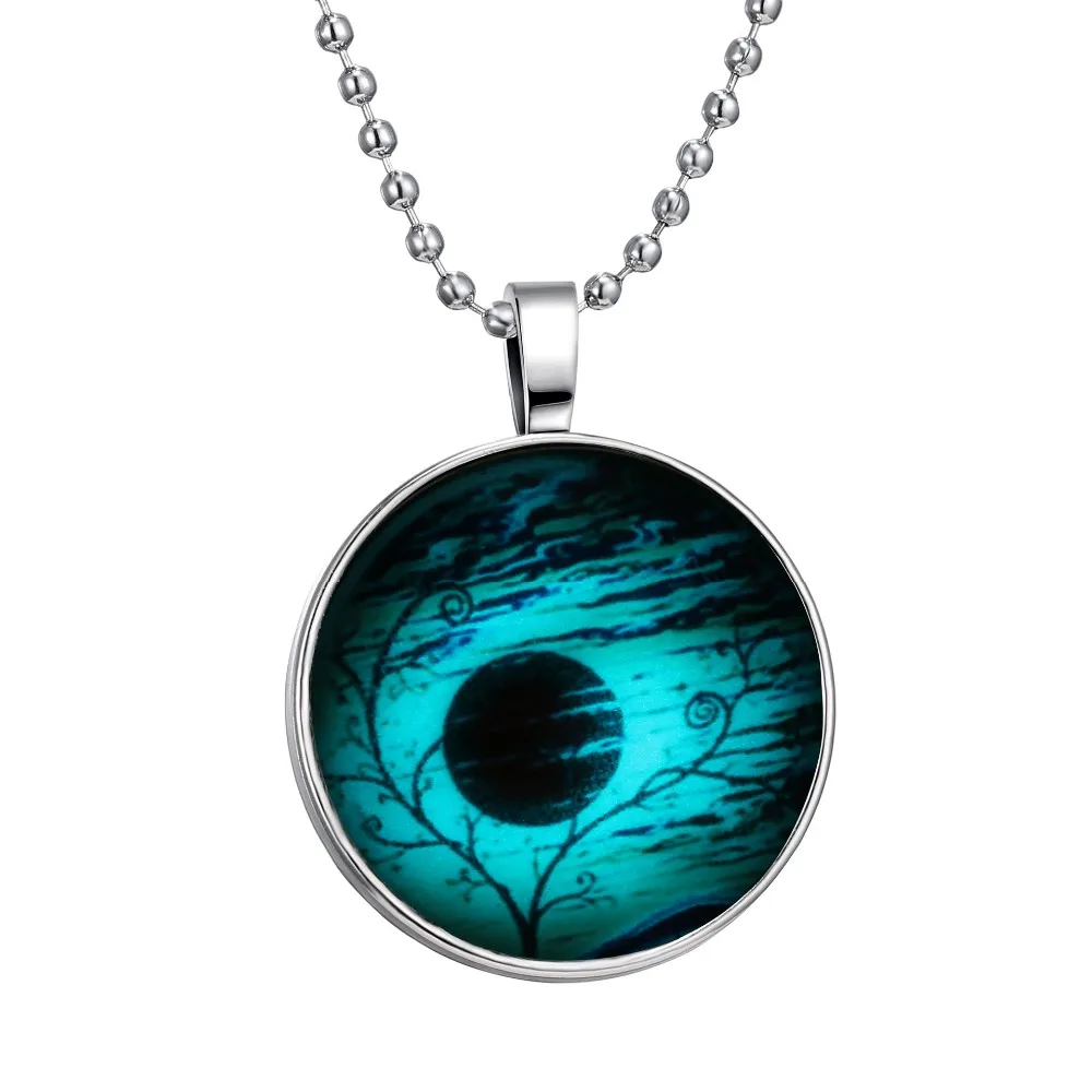 

Star And Moon Red Sun Pattern Women Glow In The Dark Necklaces, See as pictures