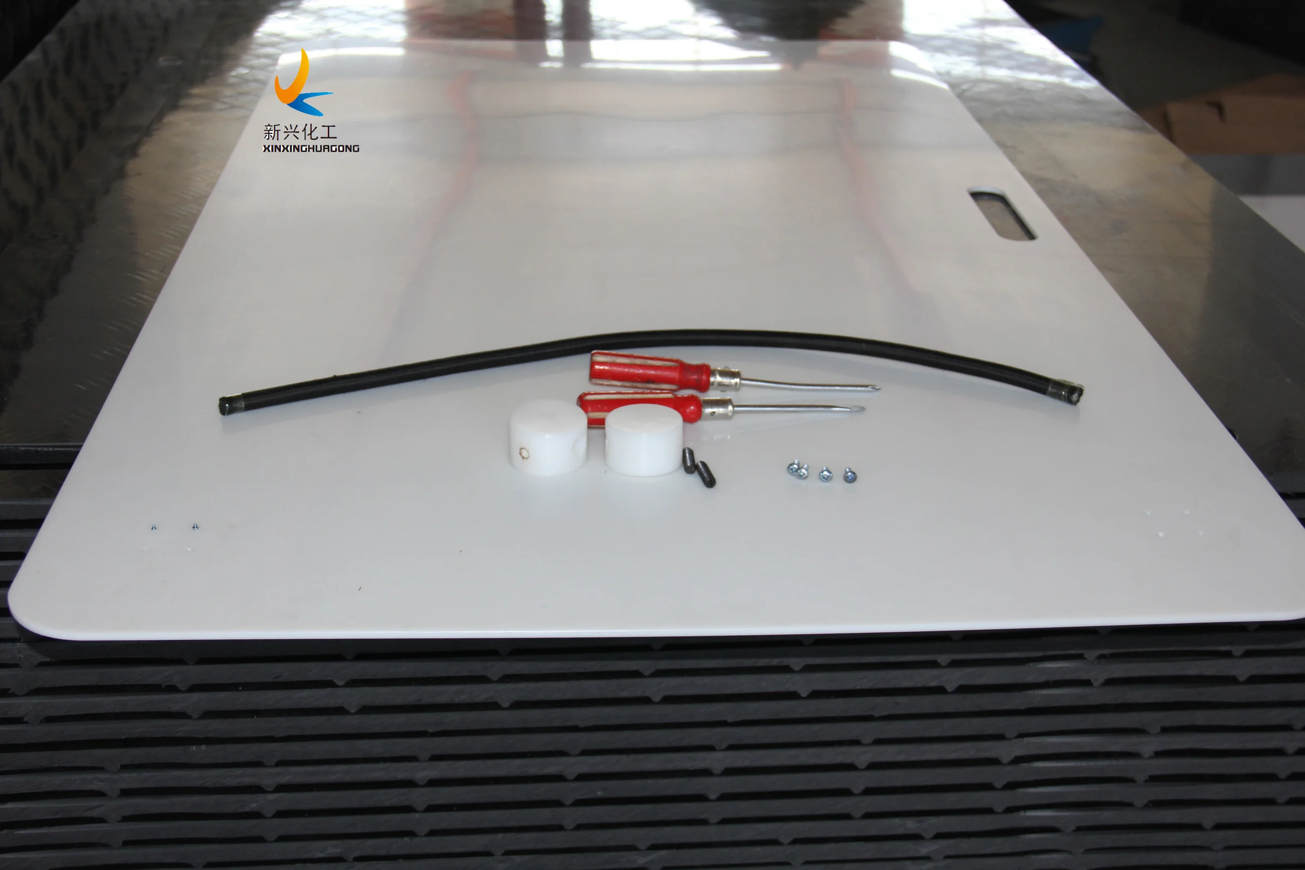 synthetic ice practice pad