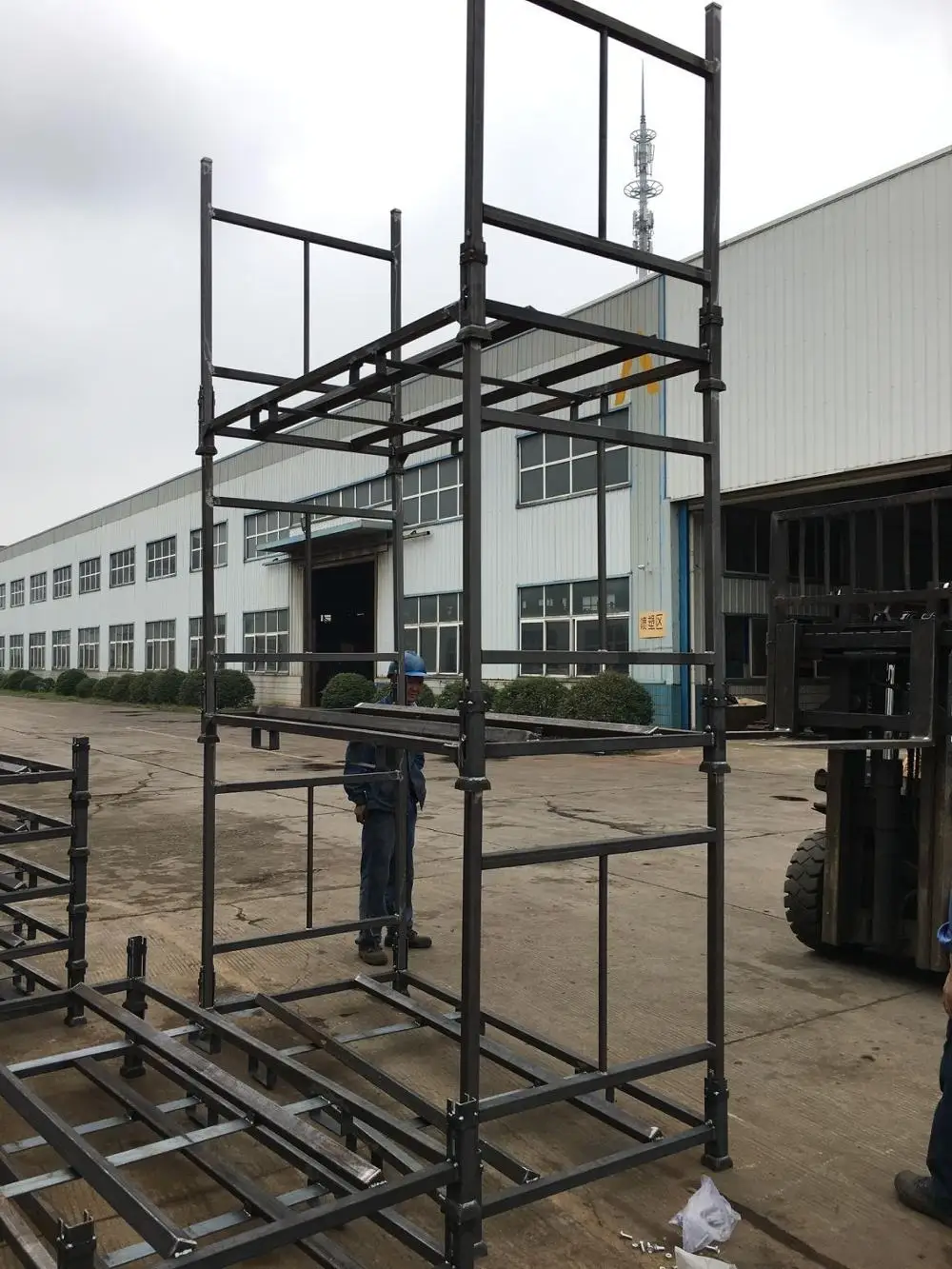 Heavy Duty Steel Stacking Rack - Powder Coated Tire Storage