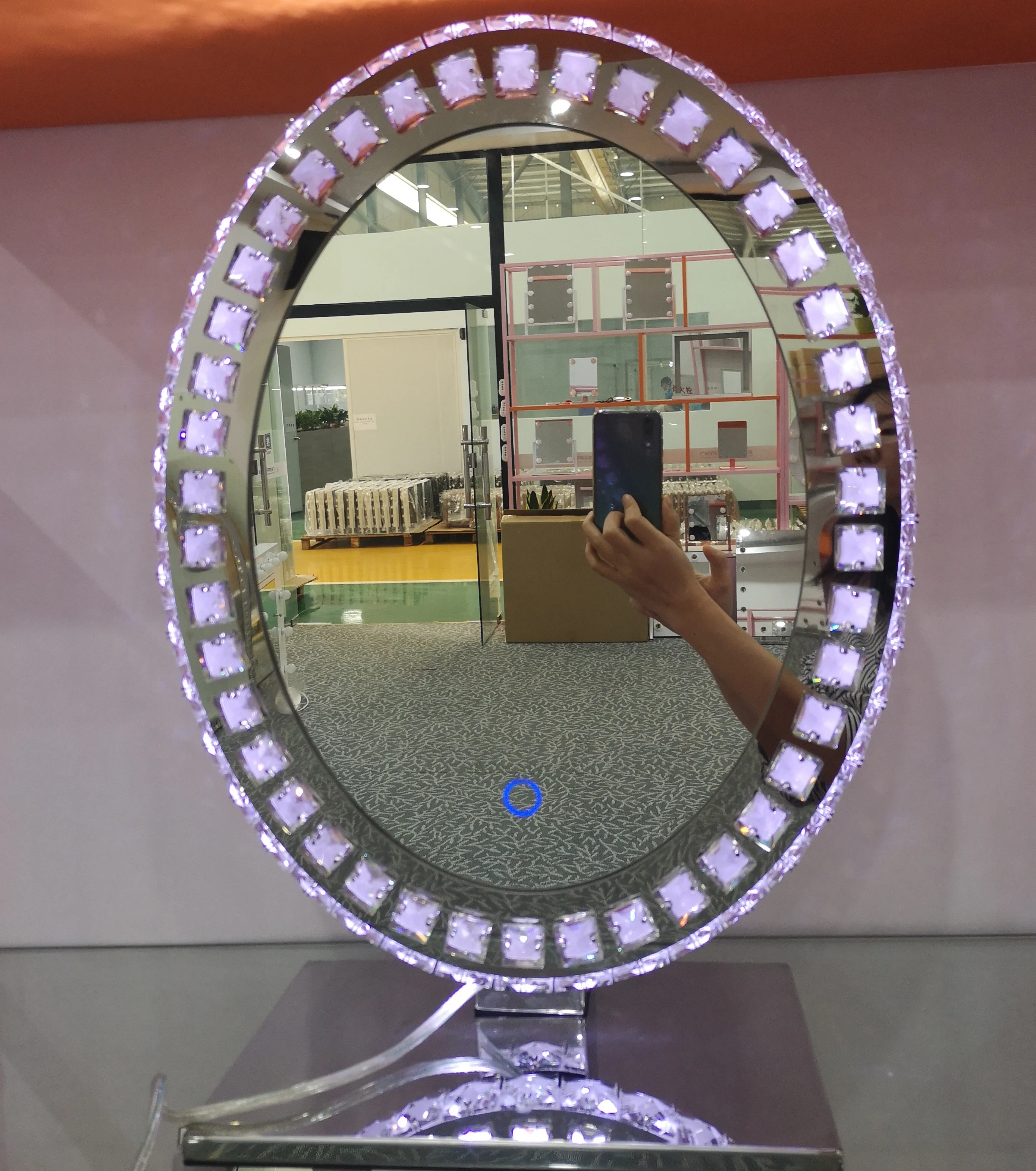 

Oval Crystal Desktop Mirror Luxury Led Lighted Vanity Spiegel Touch Screen Dimmable, Silver