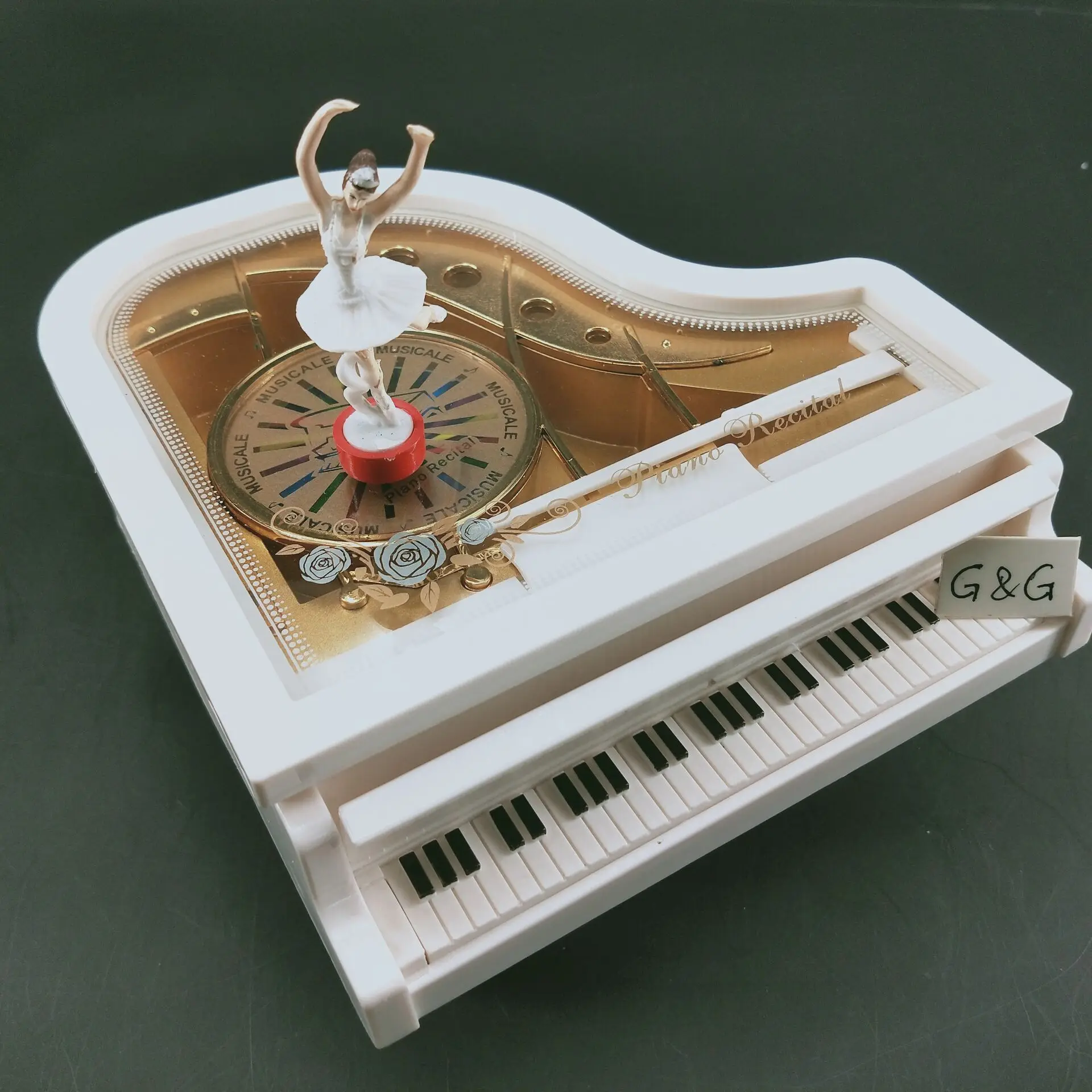Hot Sell Plastic Piano Toy Musical Box Toy For Kids With Battet Girl