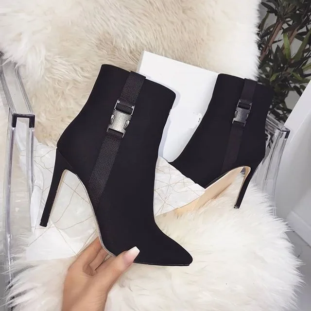 

CSB14 Large size women's boots pointed high-heeled autumn and winter women's shoes black and white ankle boots for women, Black white