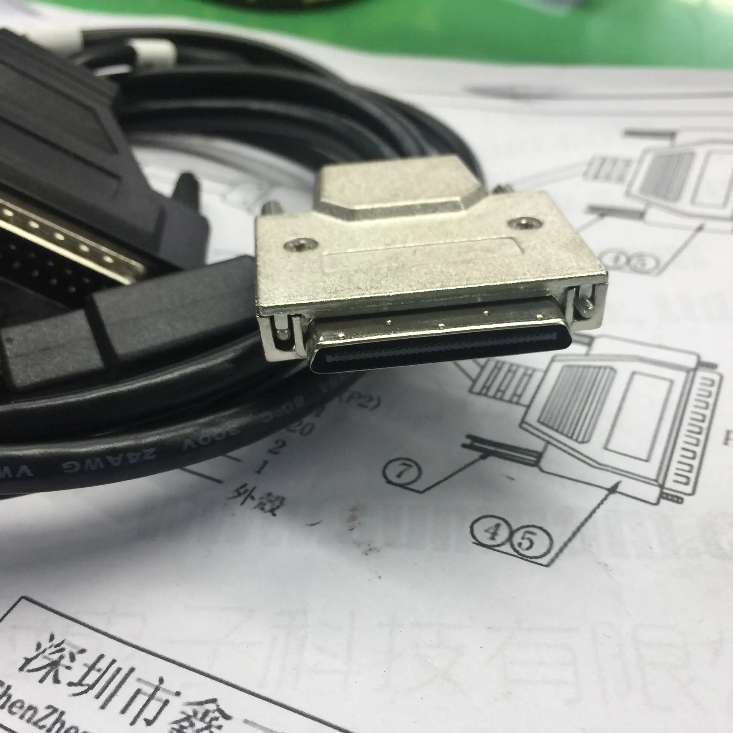 

customized SCSI VHDCI 68Pin cable male to 2 in 1 D-sbu DB37pin male for Servo motor machinery equipment Custom Length