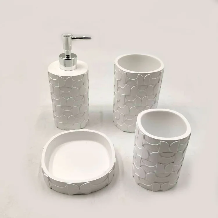 2024 Simple White Italy Style Bathroom Accessories White Resin Bath Set