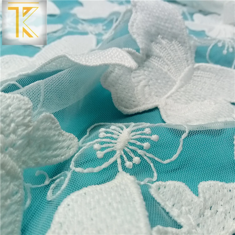 
China manufacture professional embroidery lace fabric 3d and handwork embroidery designs with net fabric 