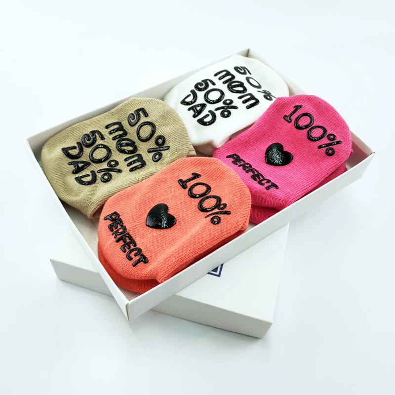 

OEM Newborn Present or Baby Shower Gift -4 Pairs Unisex Anti-skid Quote Cute Socks