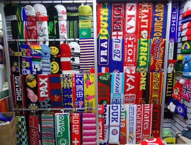 different style scarf.JPG