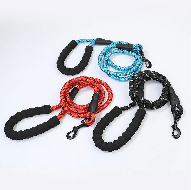 

Wholesale Fashion Design Strong and high quality Colorful Straw rope shape dog leash