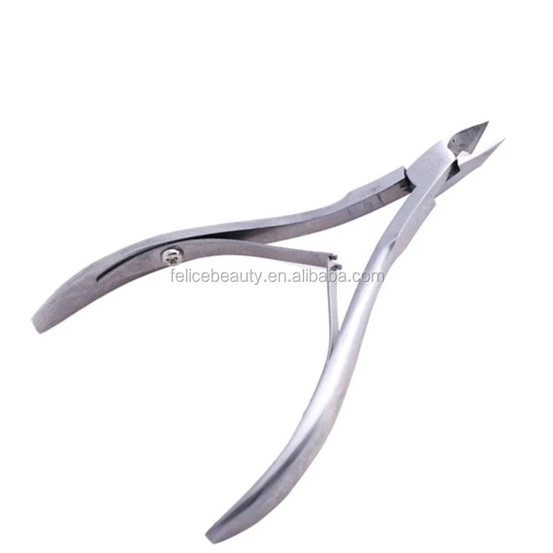 nail nippers B.jpg