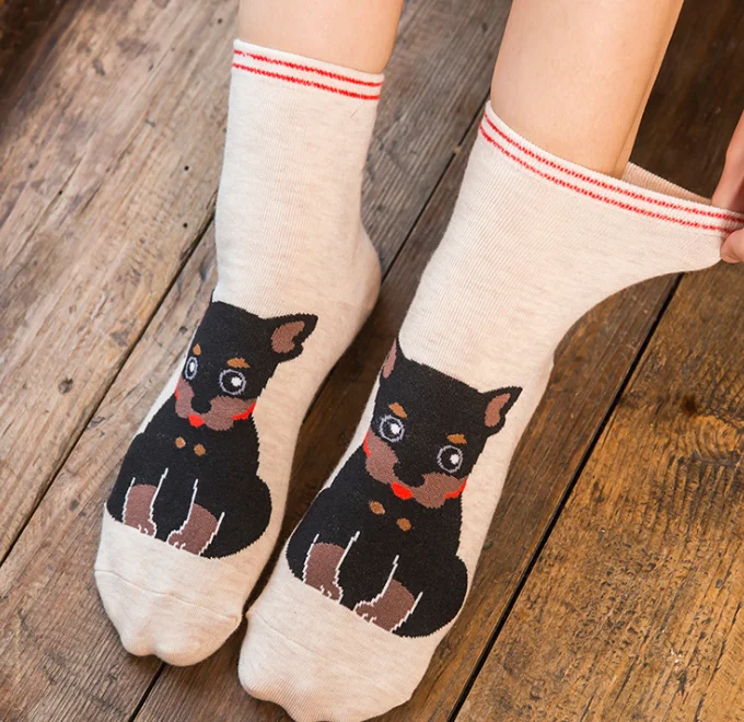
2019 Custom cotton warm soft long tube cute little dog socks for women 