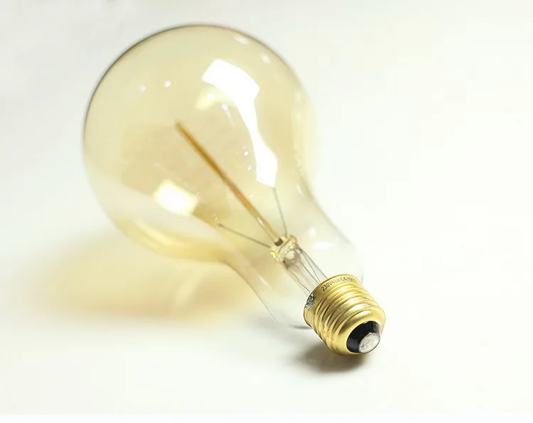 酒吧温暖的颜色高品质装饰超大爱迪生灯泡