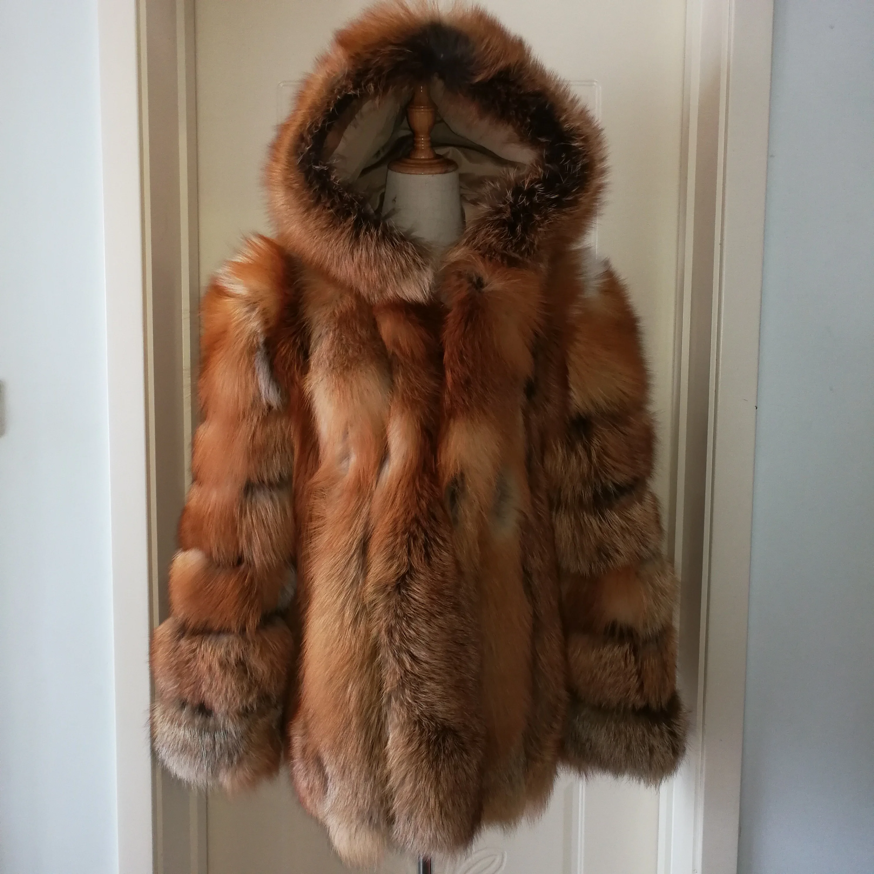

Women Winter natural fur Jacket Fashion Outwear Luxury Natural red fox Fur Coat