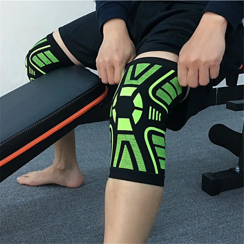 Wholesale Price New Design 2.5mm Neoprene Knee Sleeve Waterproof Knee