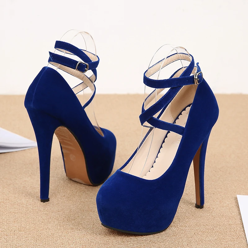 14 cm high heels