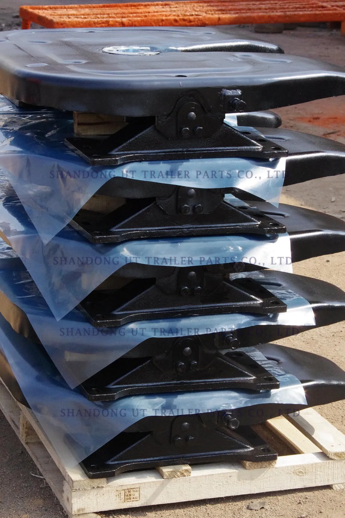 3.5 Inch / 3.5'' Fifth Wheel Coupling For Semi Trailer And Truck Buy