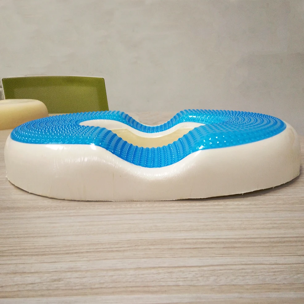 Donut cushion ring.jpg
