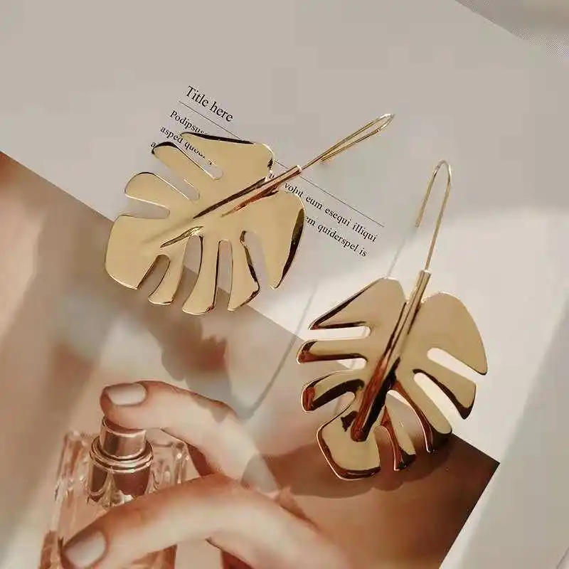 

Statement Autumn Jewelry Gold Plated Leaf Shape Earring Environmental Alloy Leaf Shape Hook Drop Earring