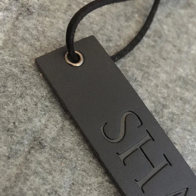 Custom Professional Very Costeffective Black Swing Hang Label Tag With String For Paper