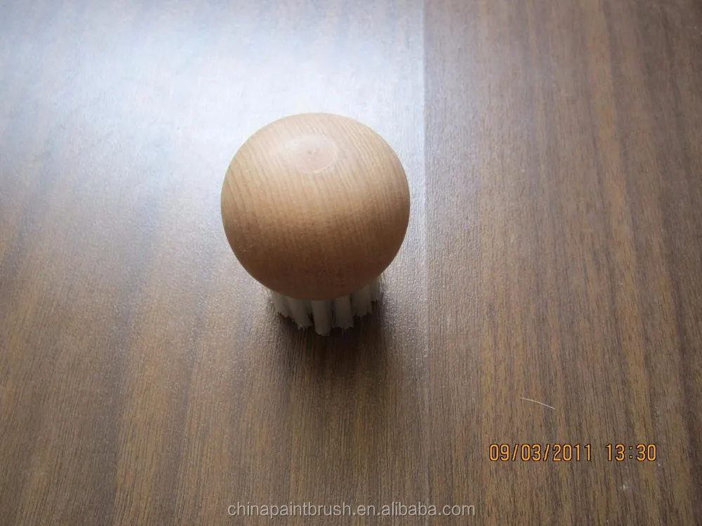 
Domestic vegetable brush 