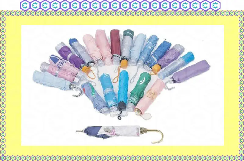 Folding umbrella.jpg