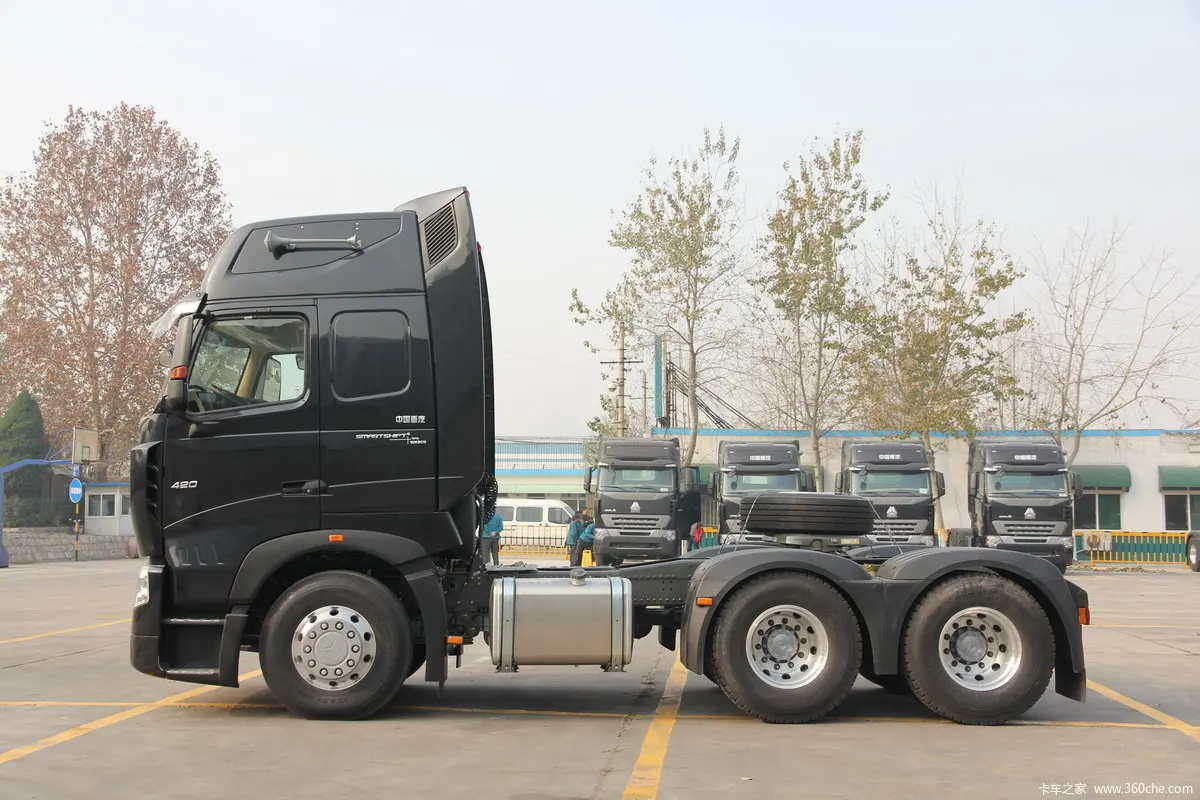 right hand drive euro 5 freightliner tractor trailer head truck