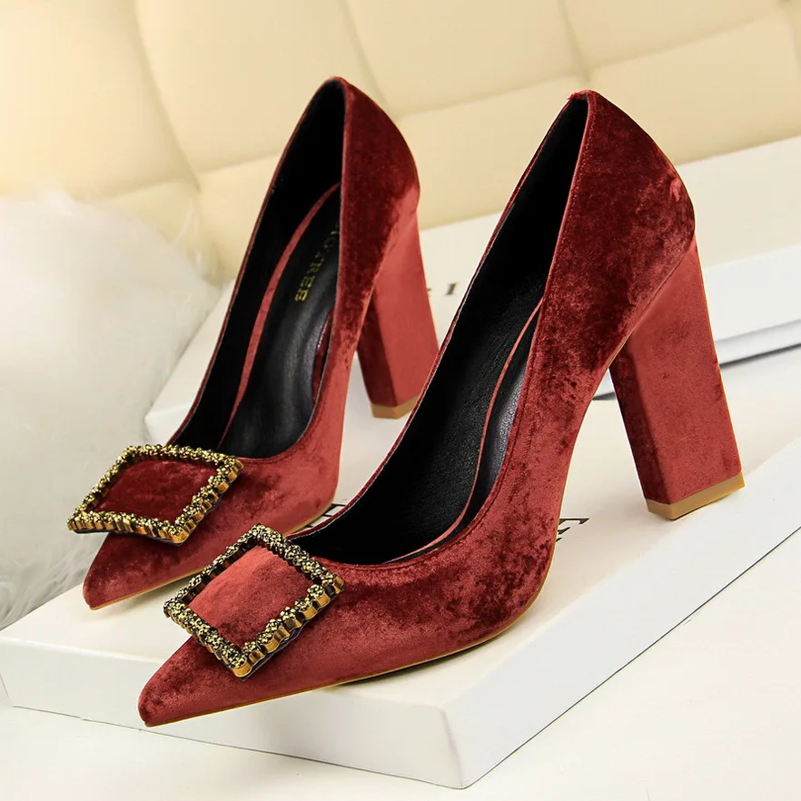 

Korean ladies elegant banquet high heels suede sexy rhinestone buckle shoes, Red, green, black, pink, gray