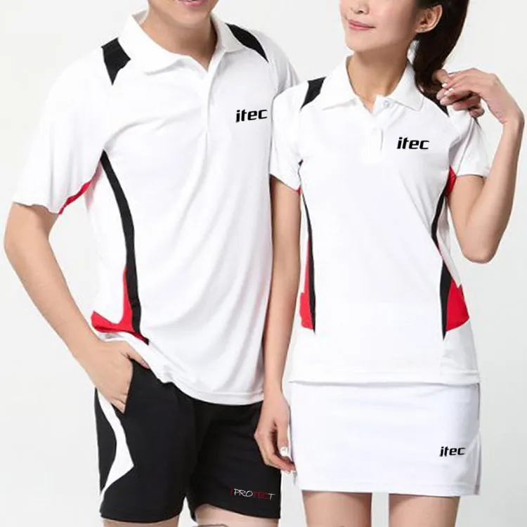 быстросохнущий костюм для бега.