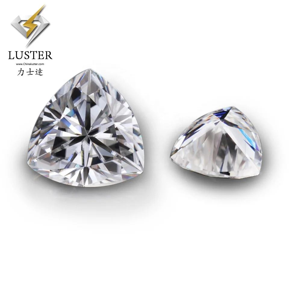 

Beautiful fire White diamond clear Triangle Trillion cut moissanite stone machine polishing D E F color