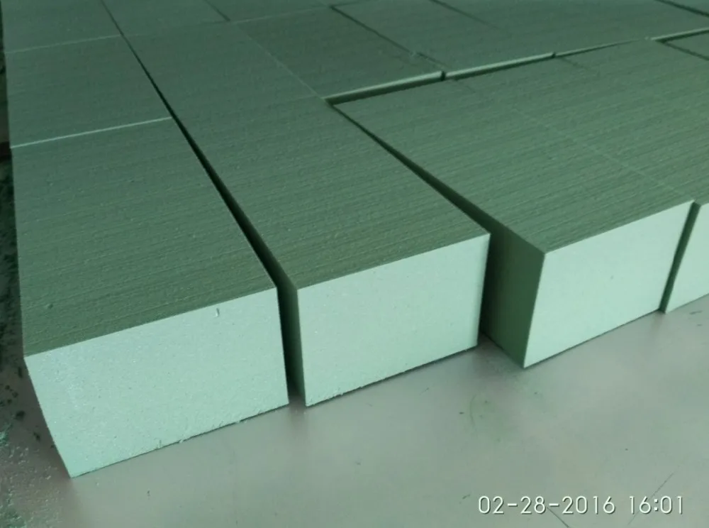 Wet Green Floral Sponge Foam For Flower Arrangement Buy Floral Sponge