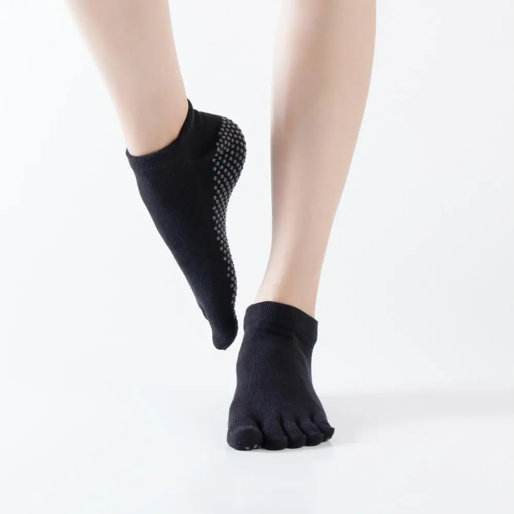 

Solid Color Sports Socks Five Finger Toe Socks Anti Slip Yoga Pilates Socks