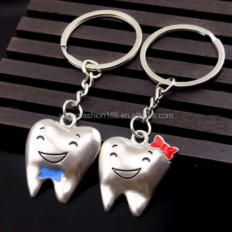 Valentine's Day Gifts Wholesale Custom Keychain Qq Love Keychain - Buy