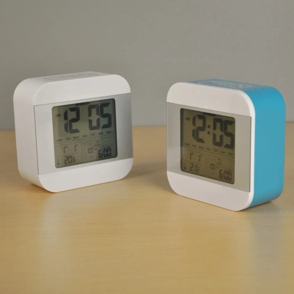 Table Talking Alarm Clock With Hourly Chime And Snooze Function For