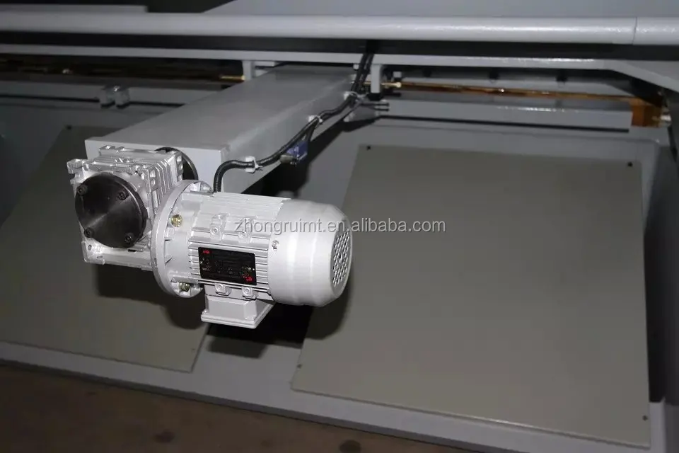 backgauge motor.jpg