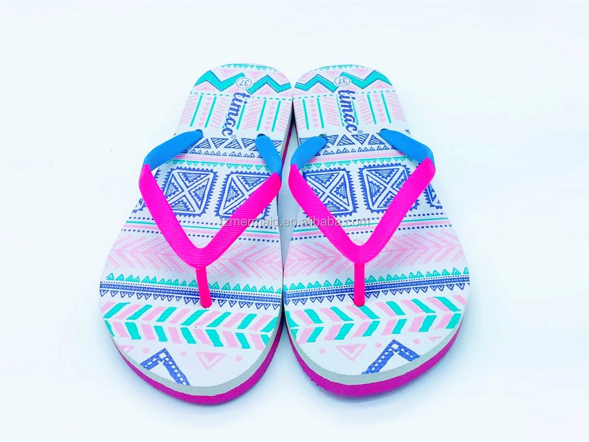2024 New Fashion Africa Flip Flop Pvc Upper Beach Shoes for Women, Low Price Slipper