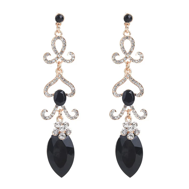 

Ladies designs pave diamond flower earring, N/a