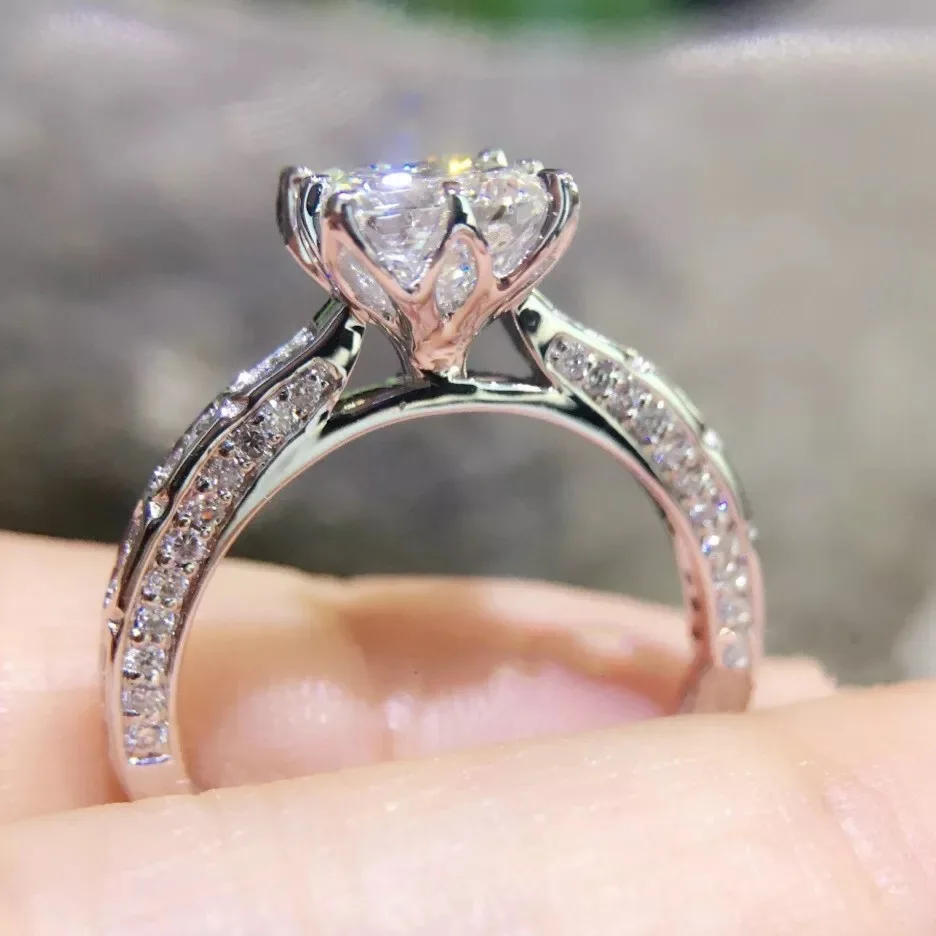 

Fashion Charm Square shaped Zircon Engagement Wedding Ring, White