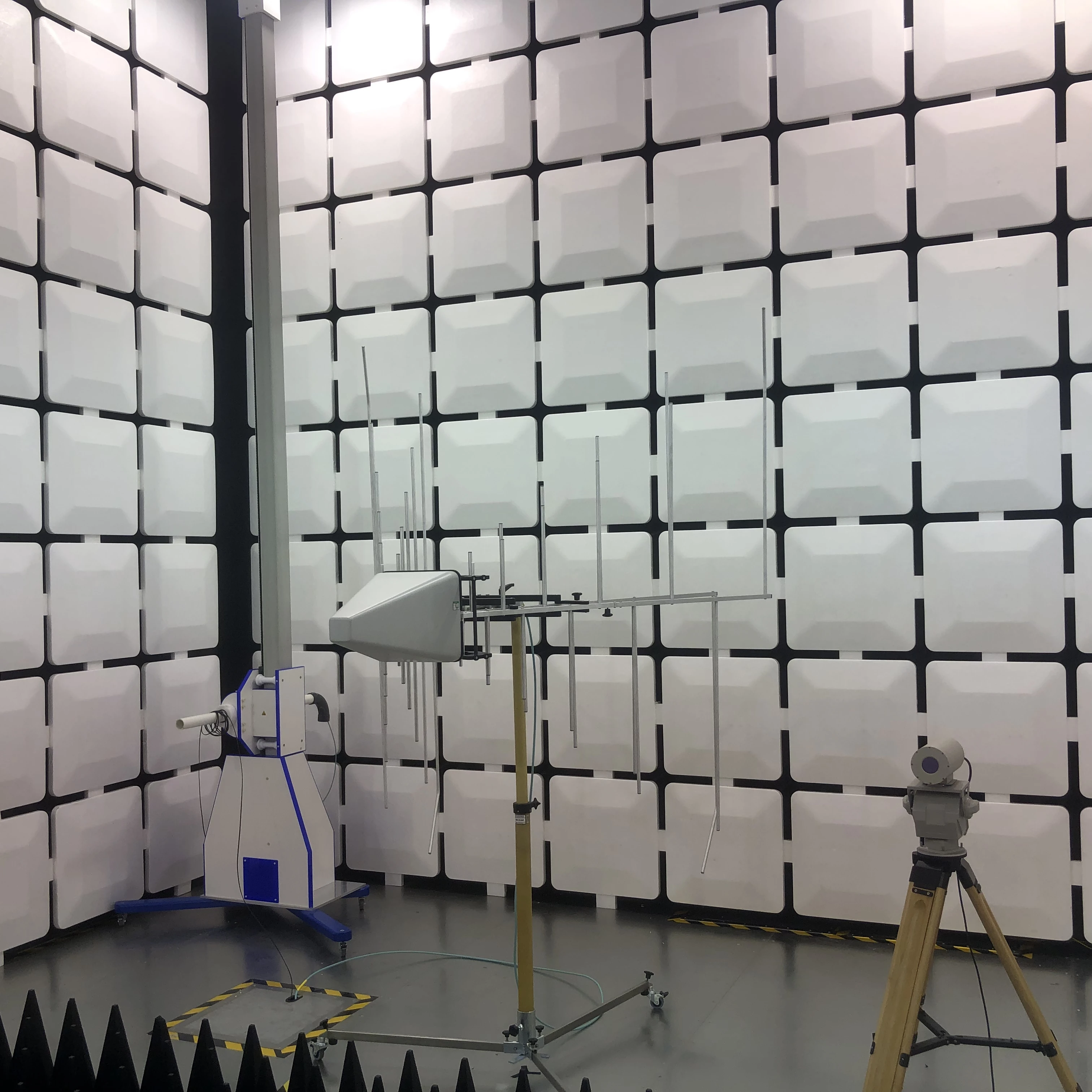 
HUAMING EMC anechoic chamber 3M fully anechoic chamber 