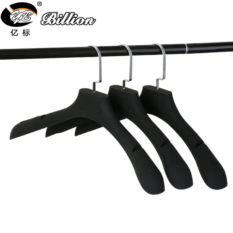 

Factory price thick Wide Shoulder black non-slip hangers Plastic drying wet clothes hanger for home clothes store