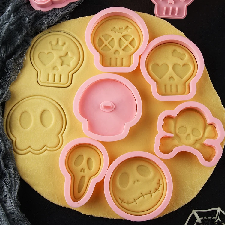 

Amazon Halloween Skull Cake Pan Plastic Cookie Cutter Skull Set, Pink