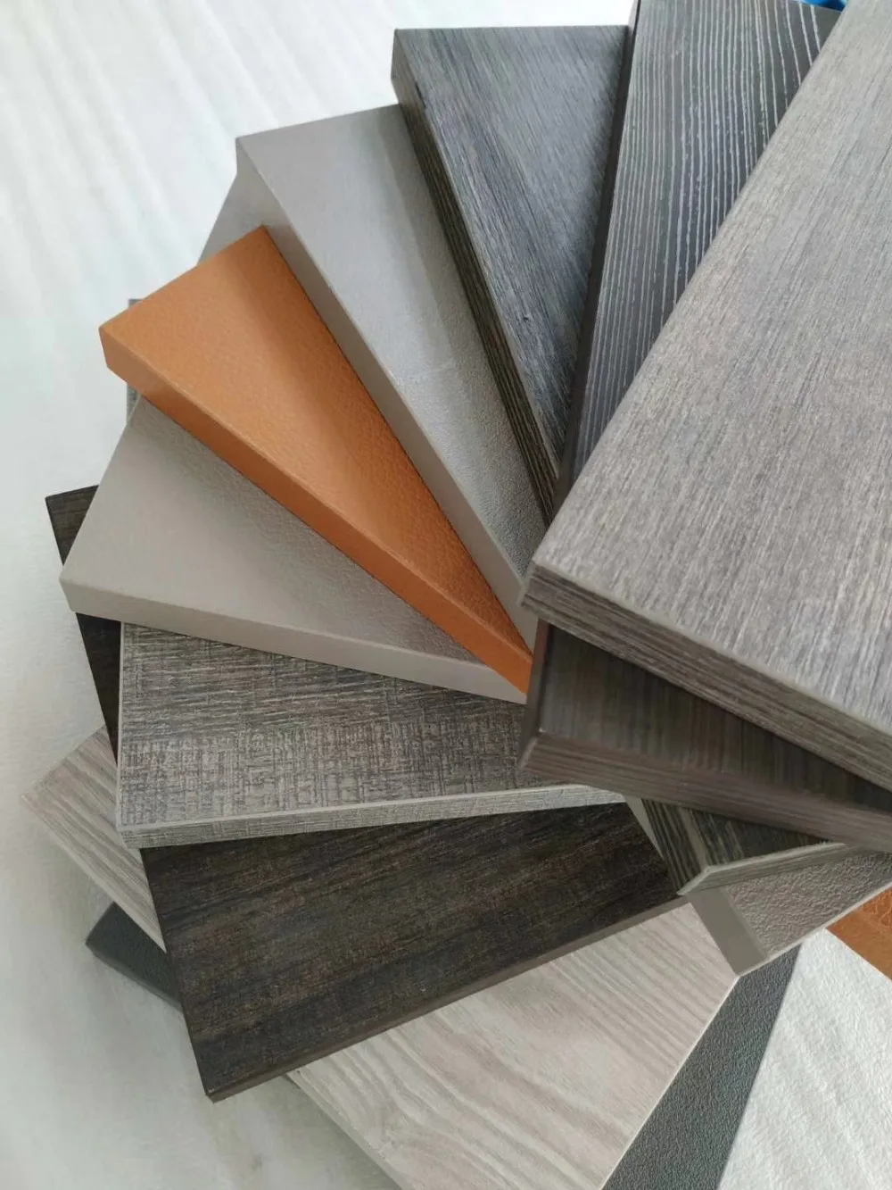 意大利 cleaf 样品板由授权的 oem 制造 fullcom 柜生产