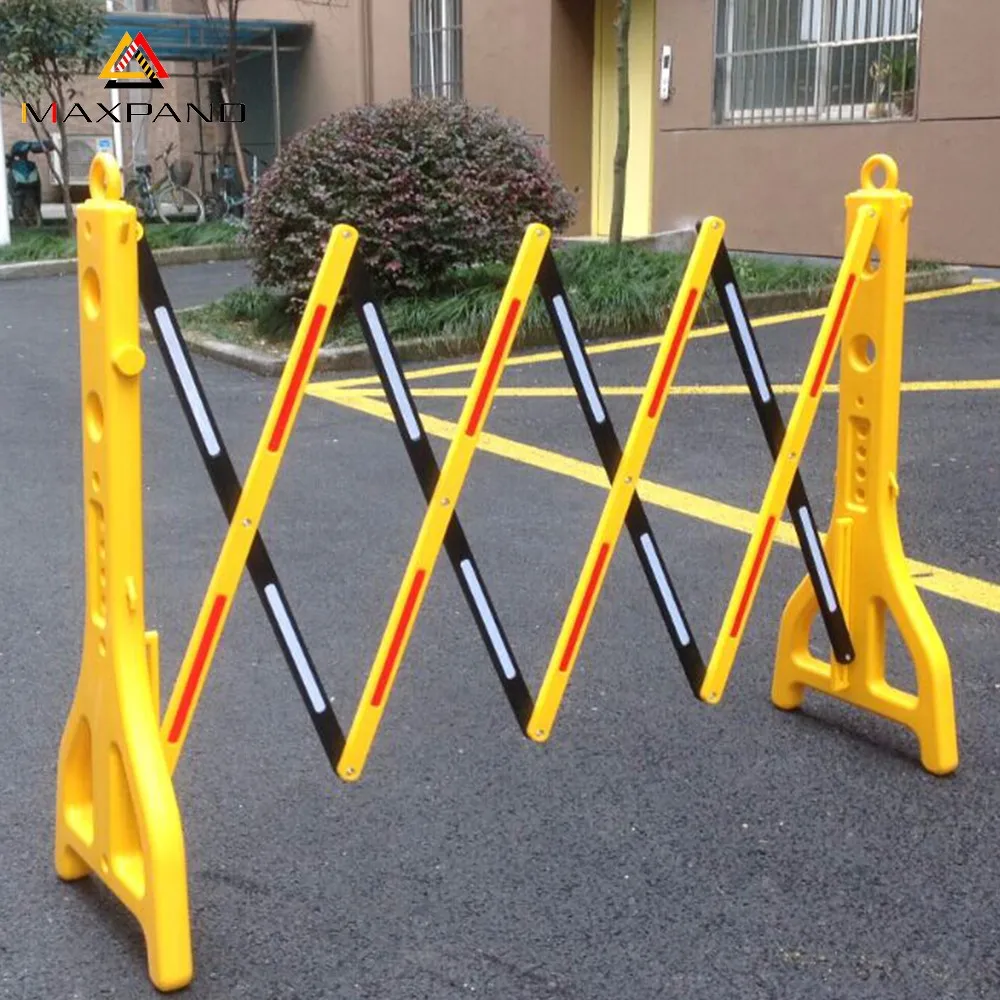 Maxpand Plastic Expandable Safety Road Barricade Easily Assembled ...